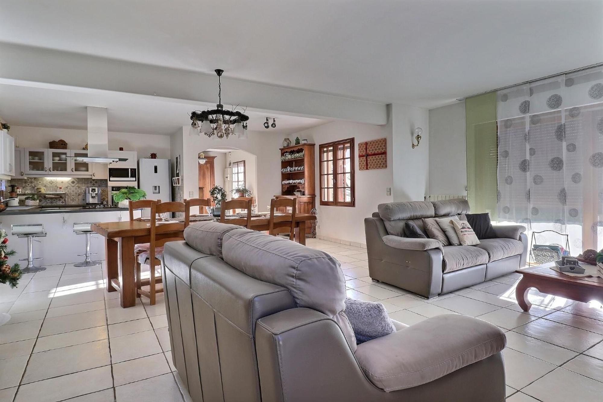 Grande Maison Avec Jardin Sarrancolin Экстерьер фото